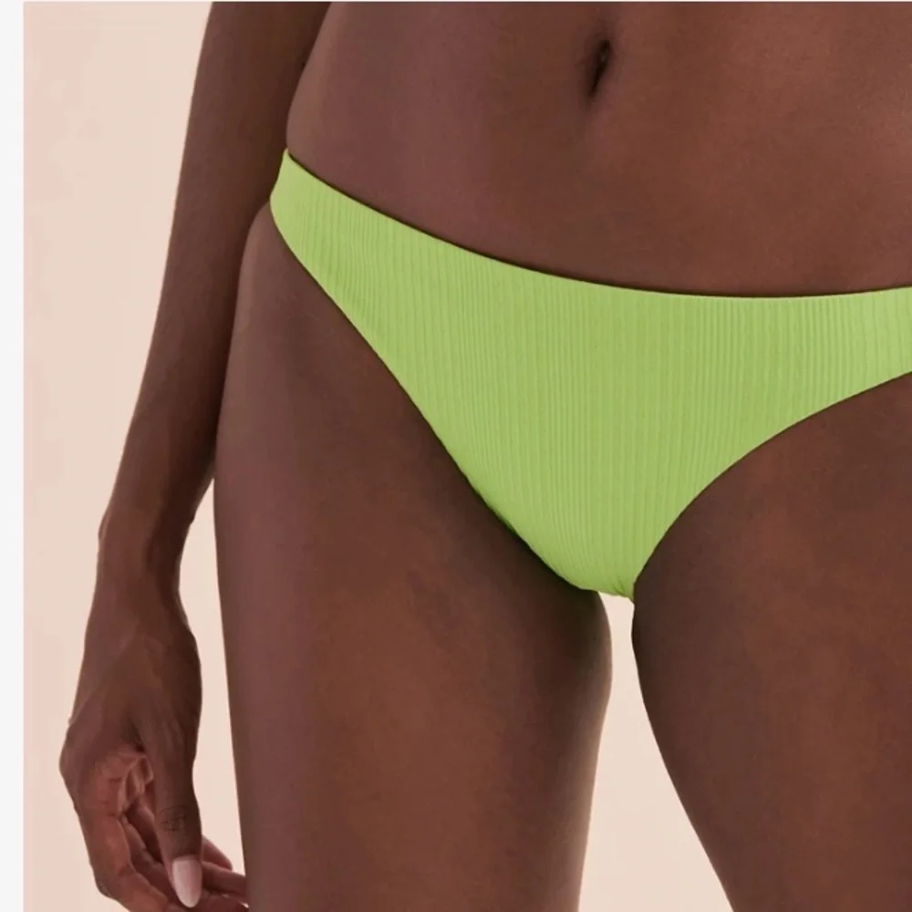 NWT L*Space Camacho Classic Bikini Bottom Ribbed Cucumber Green Womens Size XS